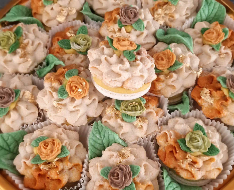 Rahima, Prestige DeLuxe Macarons