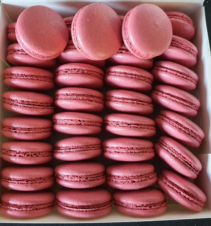 15 Macarons ongevuld (30 schelpen).