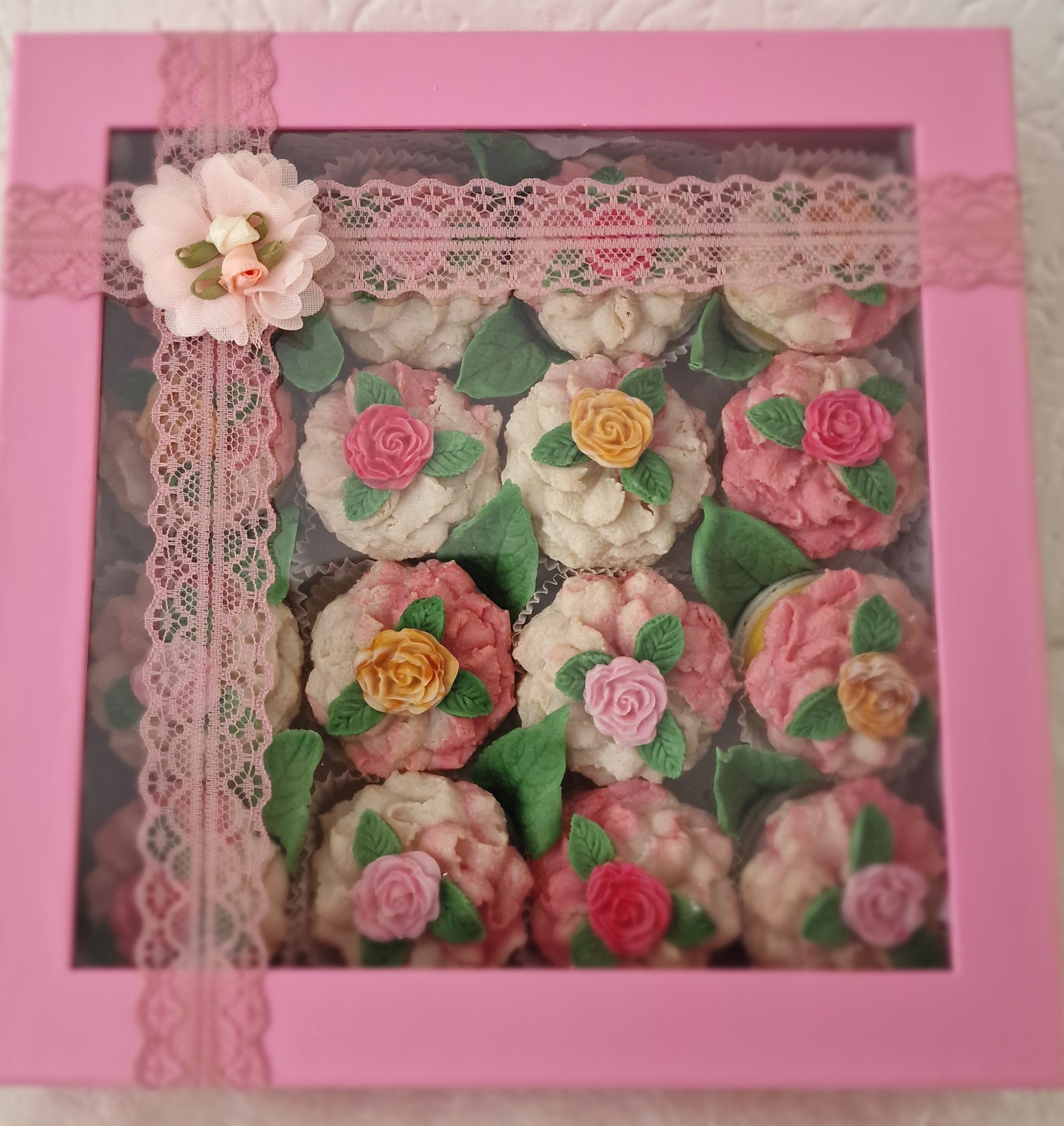 Rahima, Prestige DeLuxe Macarons