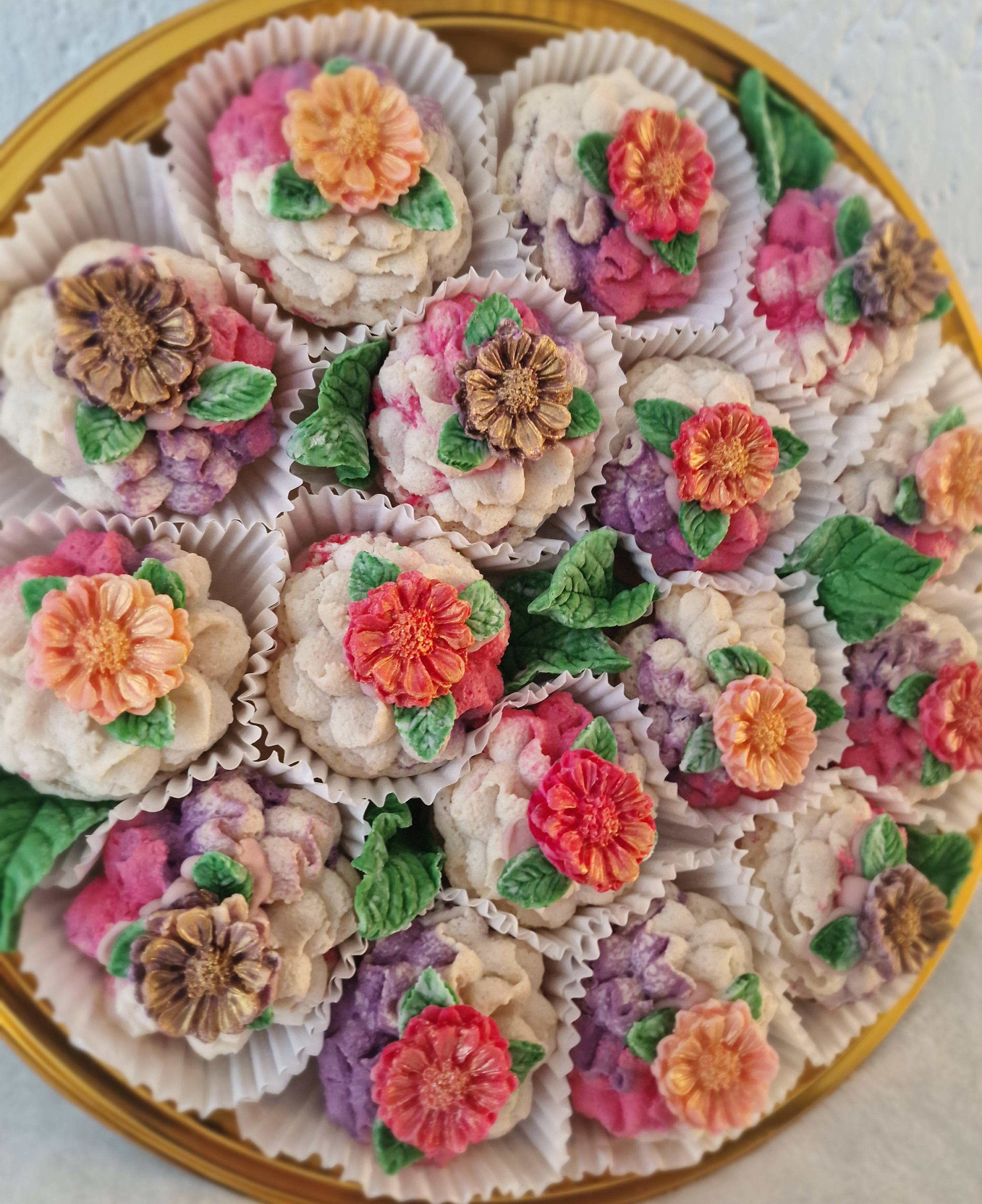 Rahima, Prestige DeLuxe Macarons