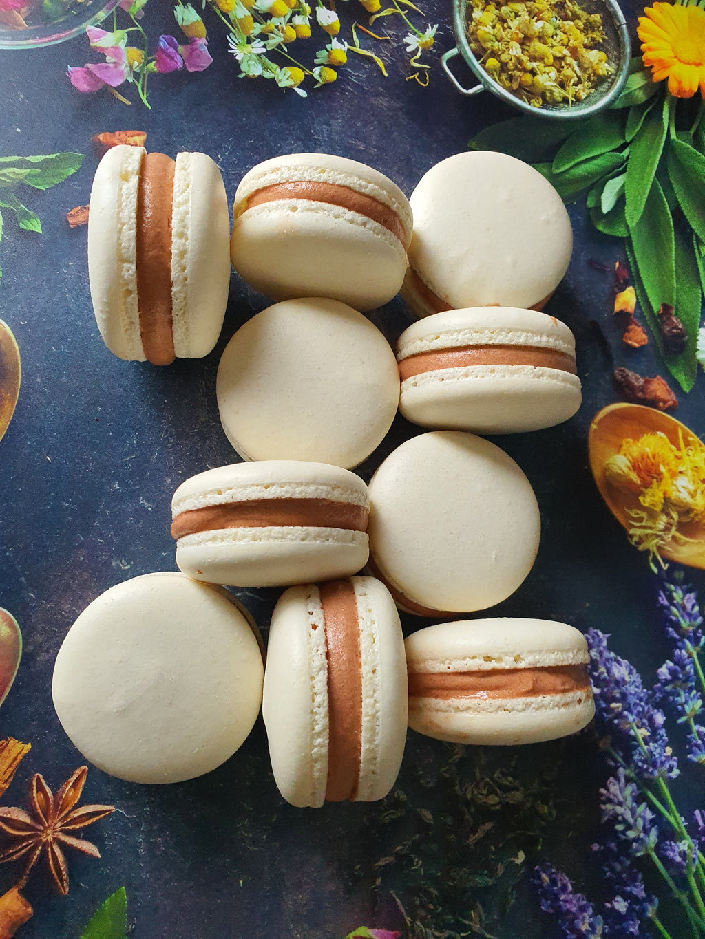 Pre-Order: macaronbox