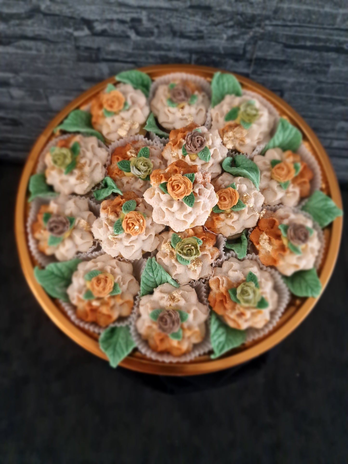 Rahima, Prestige DeLuxe Macarons