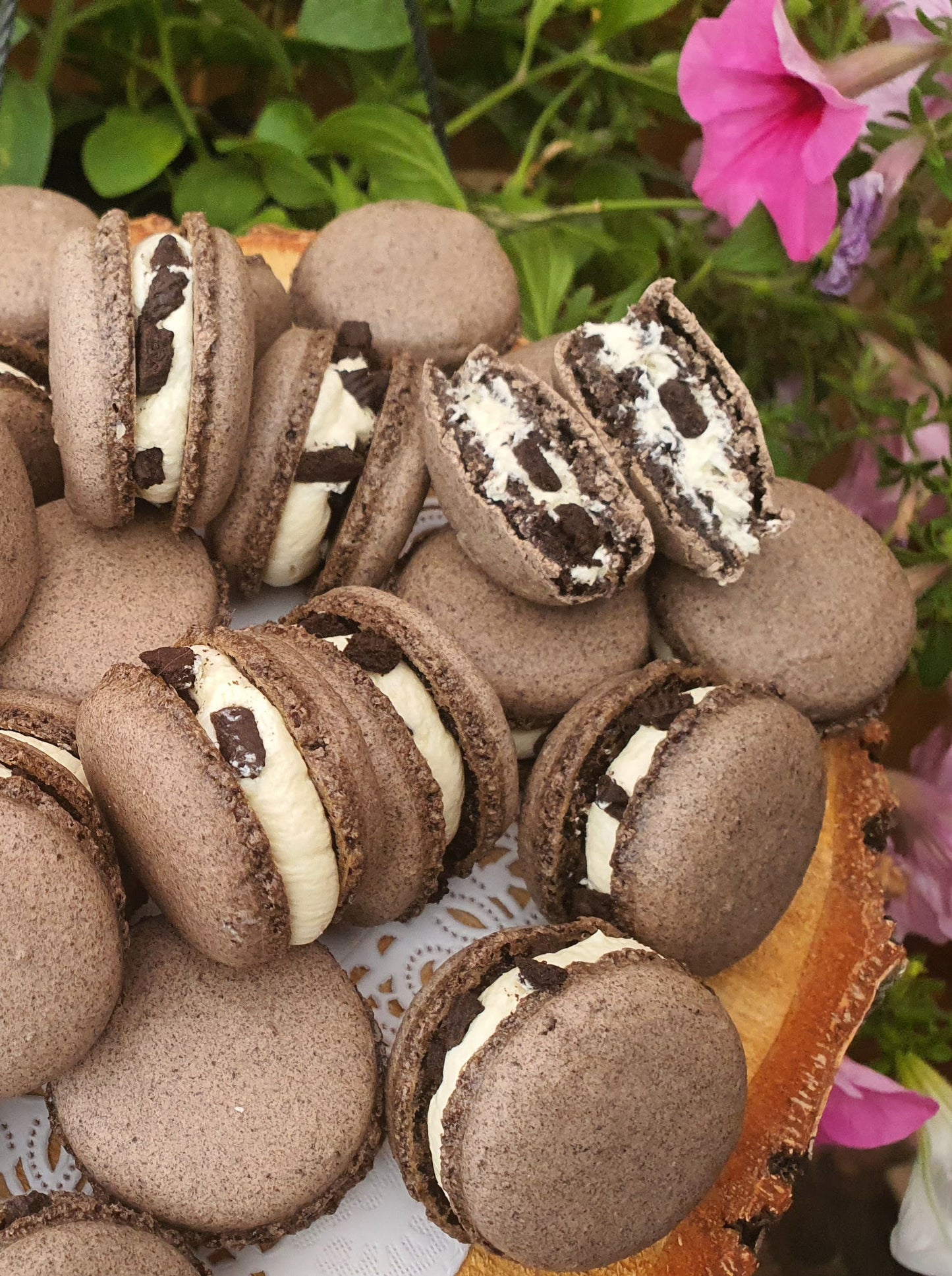 15 rijkgevulde macarons naar keuze.