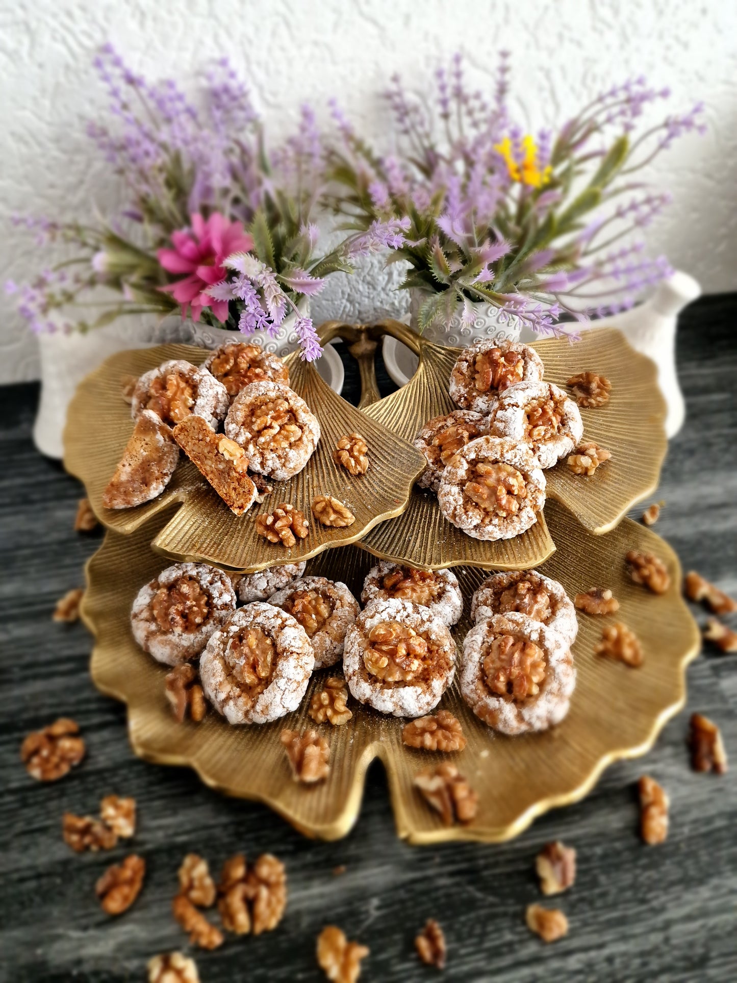 20 Ghribia bi Gerga (Walnootkoekjes)